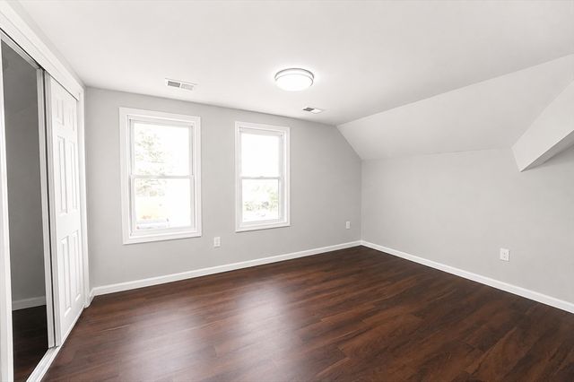 19 Mason St, Taunton, MA 02780