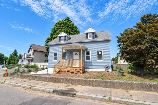 19 Mason St, Taunton, MA 02780