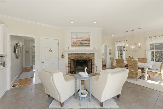 141 Martingale Lane, Plymouth, MA 02360