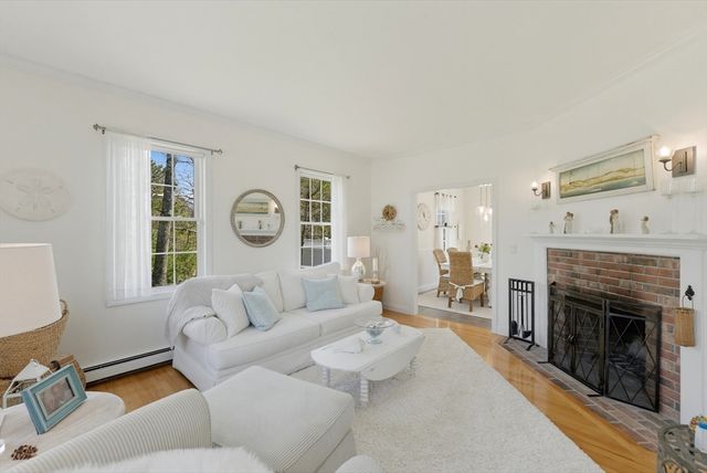 141 Martingale Lane, Plymouth, MA 02360