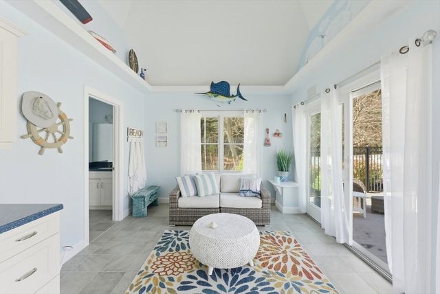 141 Martingale Lane, Plymouth, MA 02360