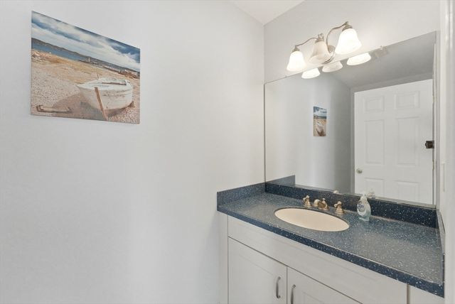 141 Martingale Lane, Plymouth, MA 02360