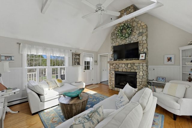 141 Martingale Lane, Plymouth, MA 02360