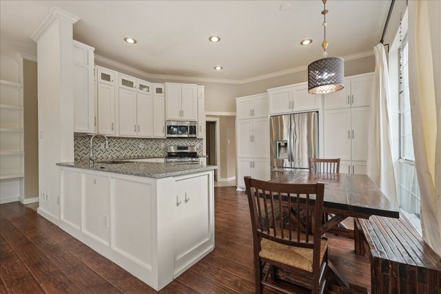 777 Marble Canyon Circle, Irving, TX 75063