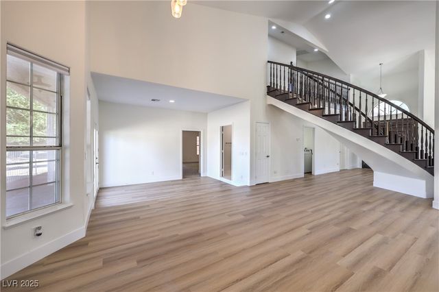 5152 Forest Oaks Drive, Las Vegas, NV 89149