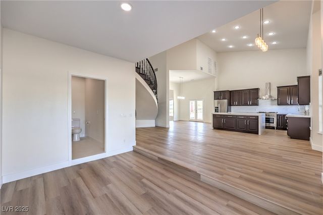 5152 Forest Oaks Drive, Las Vegas, NV 89149