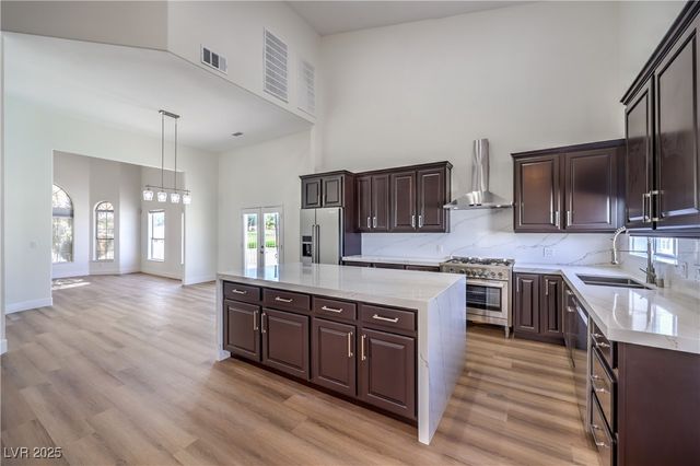 5152 Forest Oaks Drive, Las Vegas, NV 89149