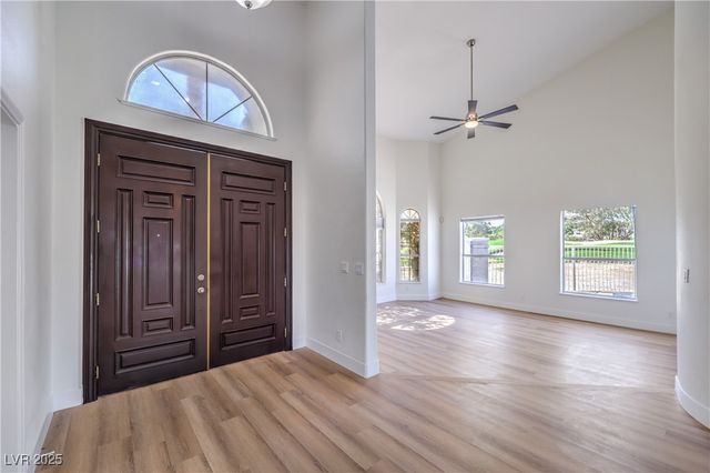 5152 Forest Oaks Drive, Las Vegas, NV 89149