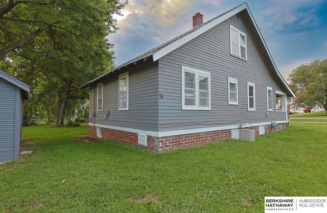 4072 Paxton Boulevard, Omaha, NE 68111