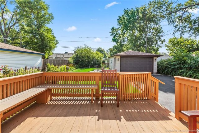 1311 Heidorn Avenue, Westchester, IL 60154
