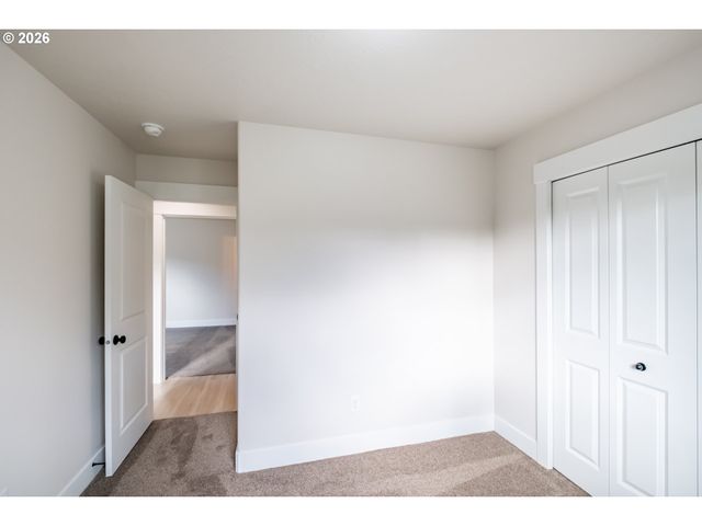 4410 KNOTTY PINE Ct, Sweet Home, OR 97386