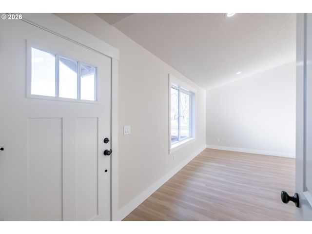 4410 KNOTTY PINE Ct, Sweet Home, OR 97386