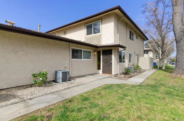 9860 Buena Vista Avenue 3, Santee, CA 92071