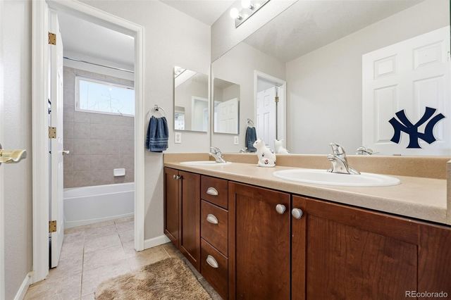 19552 W 55th Lane, Golden, CO 80403