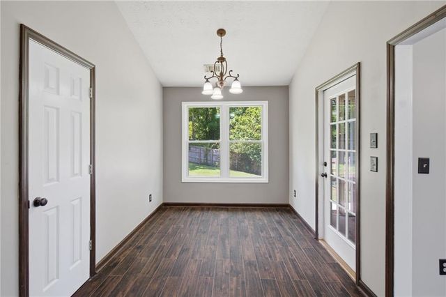 6078 Hillsdale Circle, Flowery Branch, GA 30542