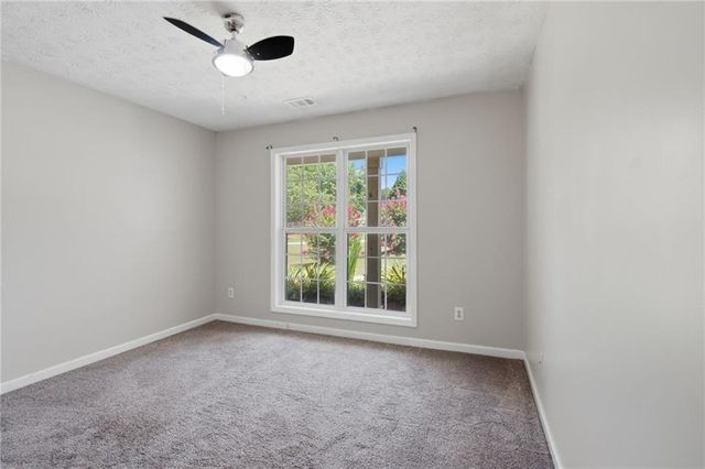 6078 Hillsdale Circle, Flowery Branch, GA 30542