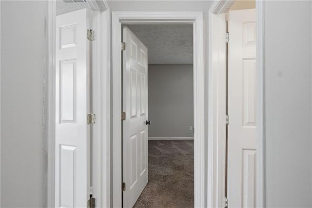 6078 Hillsdale Circle, Flowery Branch, GA 30542