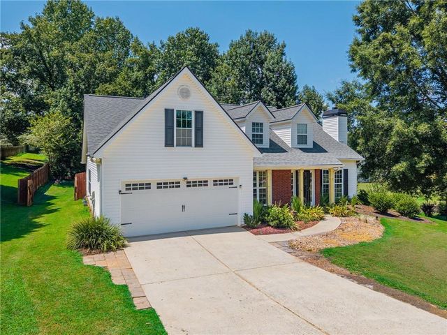 6078 Hillsdale Circle, Flowery Branch, GA 30542
