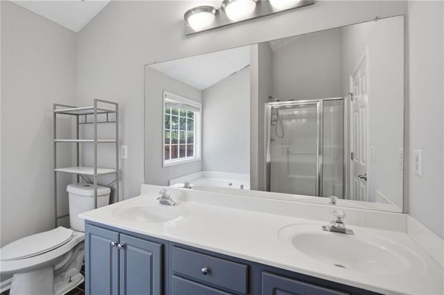 6078 Hillsdale Circle, Flowery Branch, GA 30542