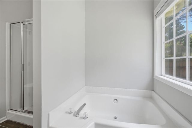 6078 Hillsdale Circle, Flowery Branch, GA 30542