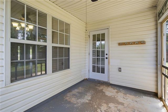 6078 Hillsdale Circle, Flowery Branch, GA 30542