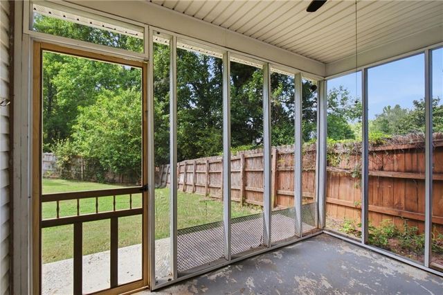 6078 Hillsdale Circle, Flowery Branch, GA 30542