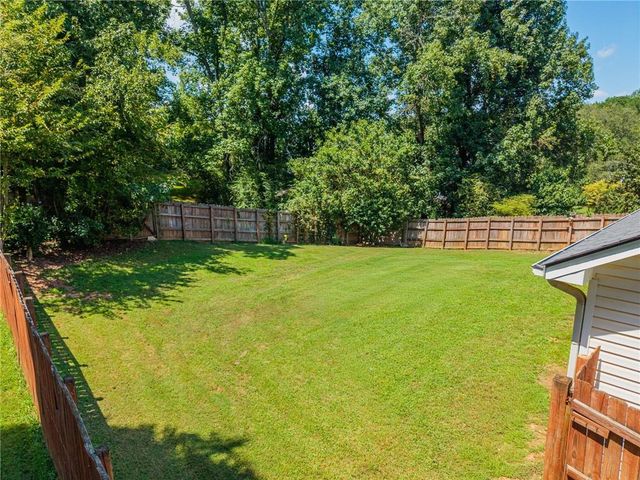 6078 Hillsdale Circle, Flowery Branch, GA 30542