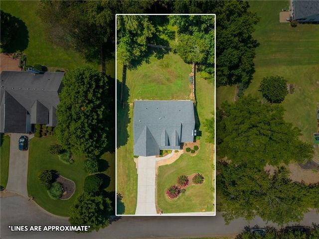6078 Hillsdale Circle, Flowery Branch, GA 30542
