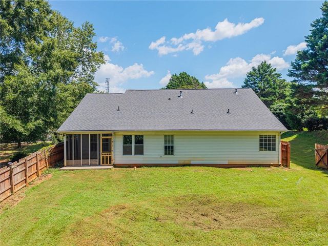 6078 Hillsdale Circle, Flowery Branch, GA 30542