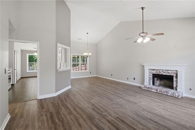 6078 Hillsdale Circle, Flowery Branch, GA 30542
