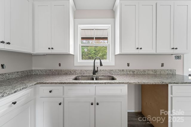 354 Bluegill Lane 23, Statesville, NC 28625