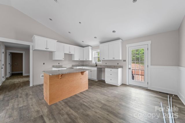 354 Bluegill Lane 23, Statesville, NC 28625