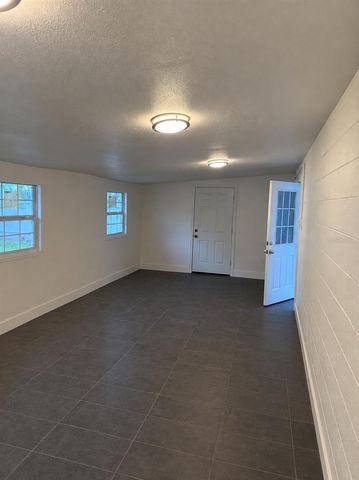 736 HULL STREET, Lakeland, FL 33805