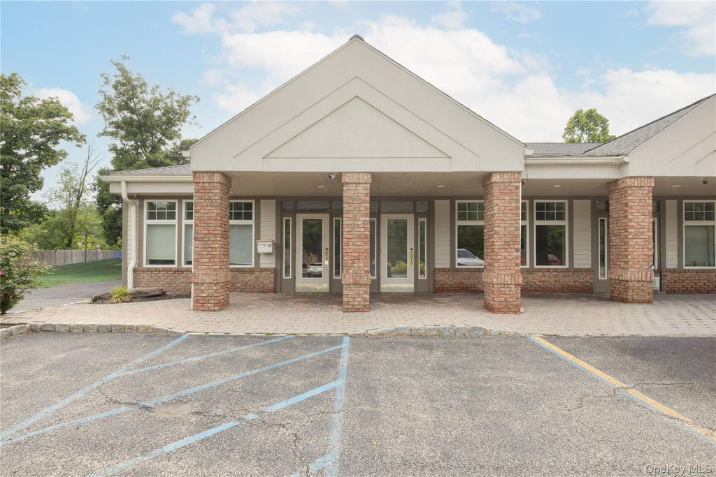 516 Route 303 Unit #5, Orangeburg, NY 10962 — exterior