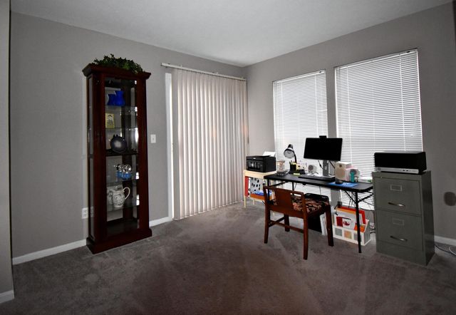 740 Valley Square Drive, 6H, Taylor Mill, KY 41015