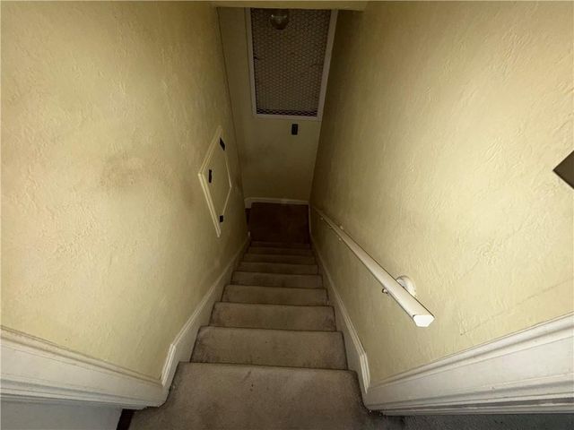 7336 Grand Avenue, Kansas City, MO 64114