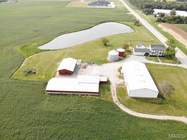 4204 Frank Scott Parkway West, Belleville, IL 62223