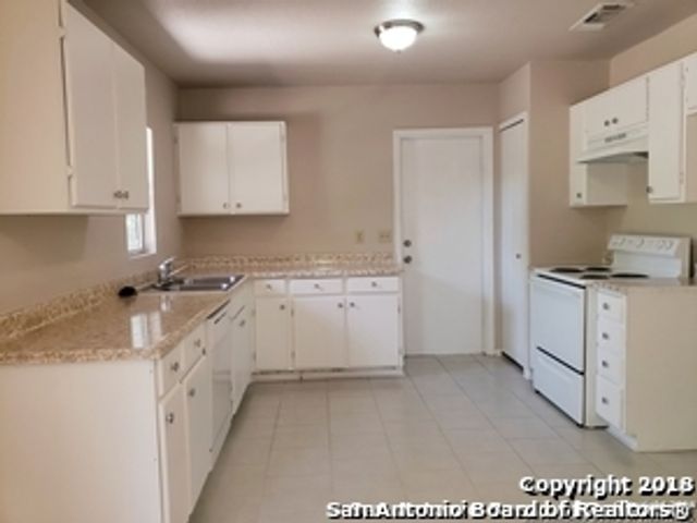 7015 GRAND VALLEY ST, San Antonio, TX 78242