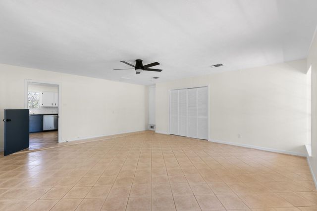301 Retha DR, Dripping Springs, TX 78620