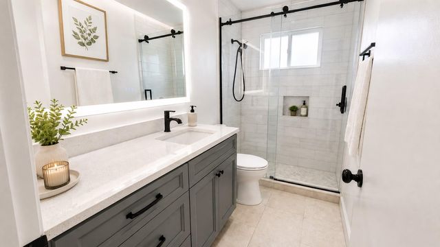 301 Retha DR, Dripping Springs, TX 78620