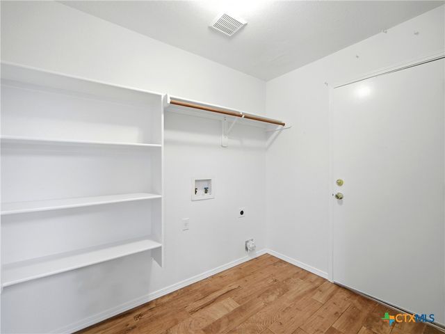 617 Riverway Lane, Leander, TX 78641