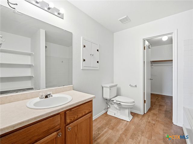 617 Riverway Lane, Leander, TX 78641