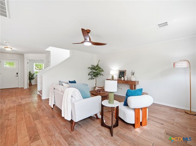 617 Riverway Lane, Leander, TX 78641