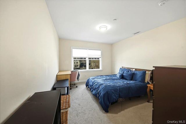 100 Sheldrake Place 2, Mamaroneck, NY 10543