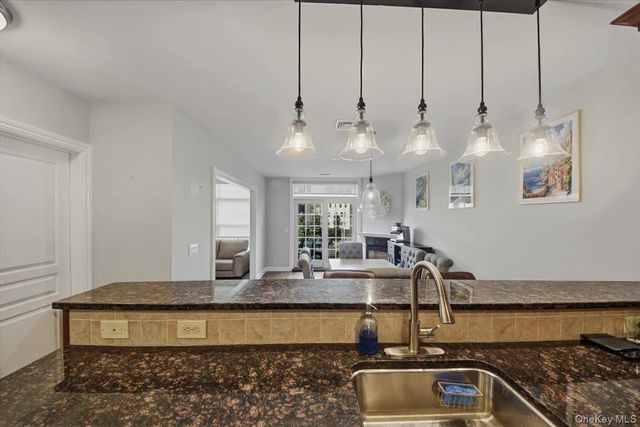 100 Sheldrake Place 2, Mamaroneck, NY 10543