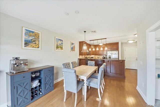 100 Sheldrake Place 2, Mamaroneck, NY 10543