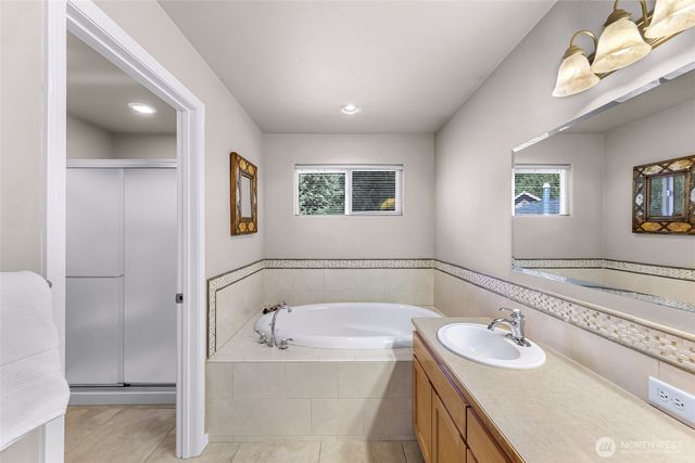 810 S Hills Drive, Bellingham, WA 98229