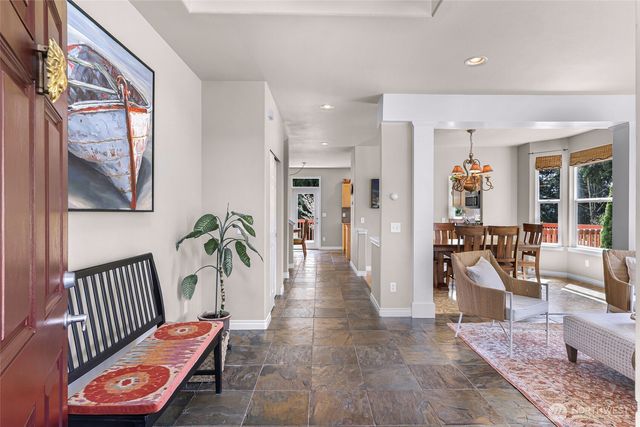 810 S Hills Drive, Bellingham, WA 98229