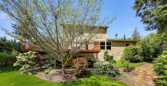 810 S Hills Drive, Bellingham, WA 98229