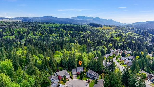 810 S Hills Drive, Bellingham, WA 98229